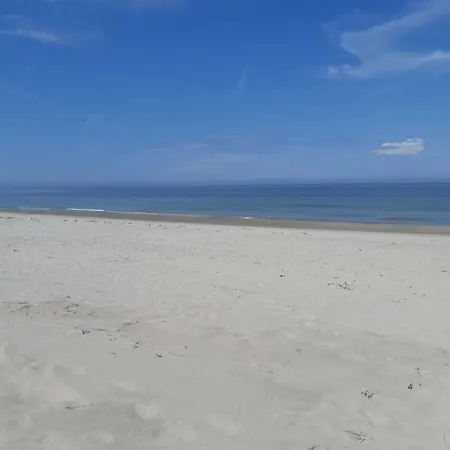 Baltica Z Ogrodkiem - W Ustronnym Miejscu Tuz Przy Plazy Apartment