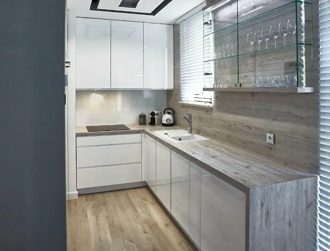 Baltica Z Ogrodkiem - W Ustronnym Miejscu Tuz Przy Plazy ロゴボ